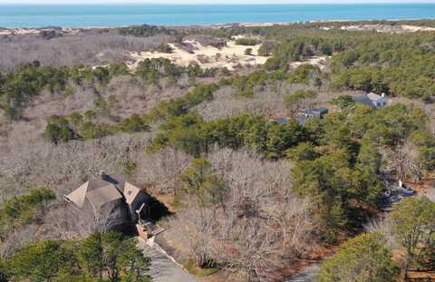 13 Bayberry Avenue, Provincetown, MA 02657