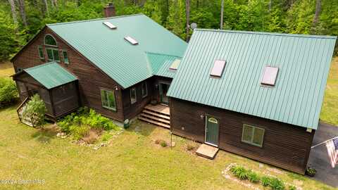 825 River Road, Thurman, NY 12885