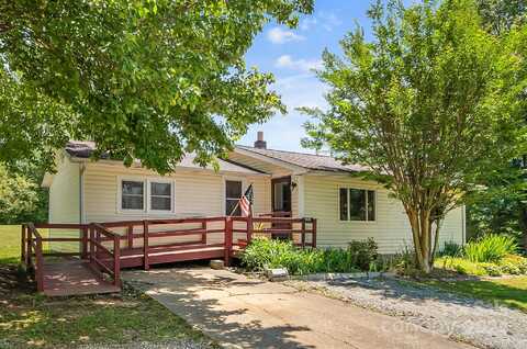 1529 Tatertown Loop, Nebo, NC 28761