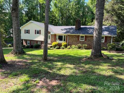 146 Marview Drive, Boonville, NC 27011