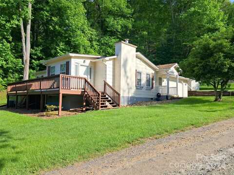 57 Melody Lane, Maggie Valley, NC 28751