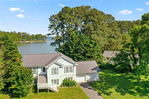 415 Hopedale Farm Road, Reedville, VA 22539