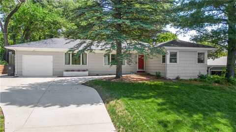 409 SW 42nd Street, Des Moines, IA 50312