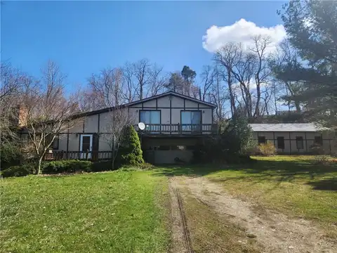 371 ORCHARD BEACH PARK Road, North East, PA 16428