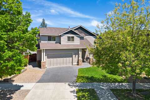 63122 Riverstone Drive, Bend, OR 97703