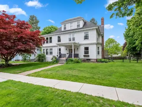 56 Moore Ave, Worcester, MA 01602