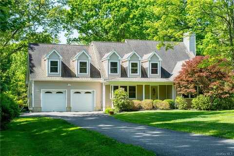 31 Starlight Drive, Beekman, NY 12533