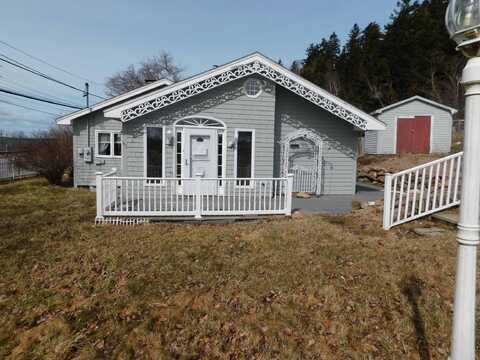 165 County Road, Eastport, ME 04631