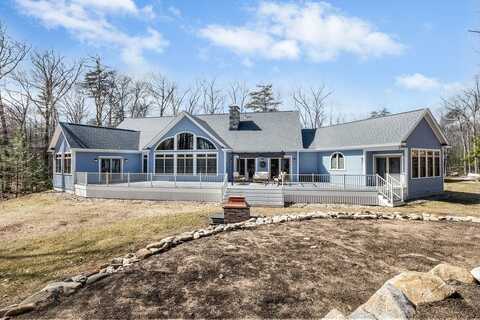 22 Tips Cove Road, Wolfeboro, NH 03894
