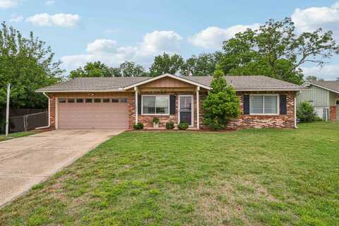 5802 E 41st St N, Bel Aire, KS 67220