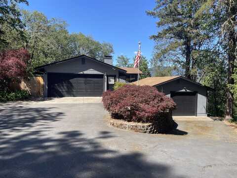 610 Sky Crest Dr Drive, Grants Pass, OR 97527