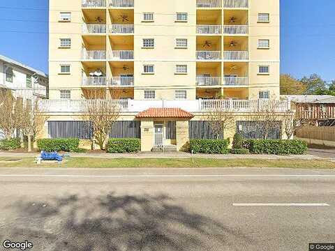 8Th St S, Saint Petersburg, FL 33701