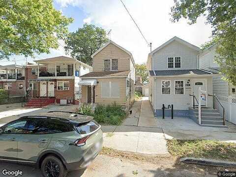 135Th, SOUTH OZONE PARK, NY 11420