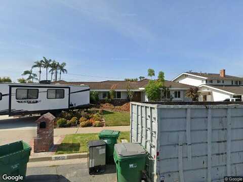 Saugus, SANTA ANA, CA 92705