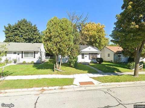 Villard, MILWAUKEE, WI 53218