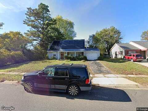 Evergreen Dr, WILLINGBORO, NJ 08046