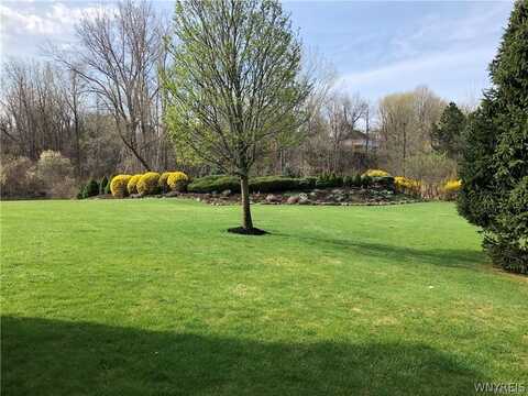 9545 Turnstone Drive, Clarence, NY 14031