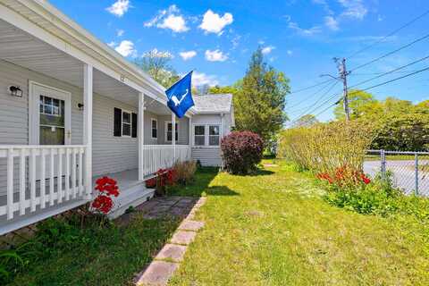 12 Ryder Street, Buzzards Bay, MA 02532