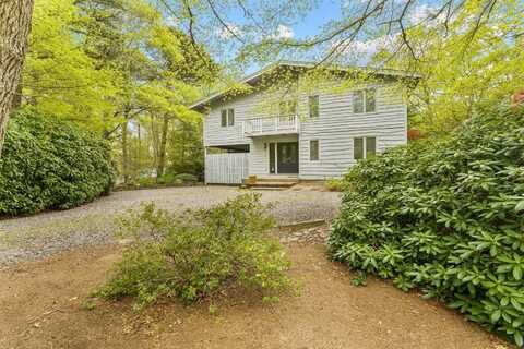 170 Greensward Road, Mashpee, MA 02649