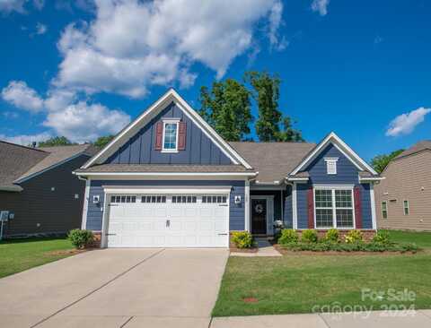 129 Picasso Trail, Mount Holly, NC 28120