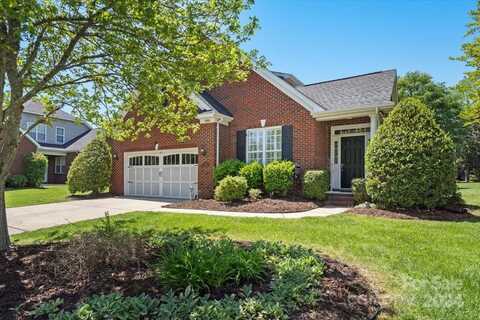 2702 Occaneechi Court, Waxhaw, NC 28173