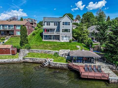 30 South Lake Shore Drive, Brookfield, CT 06804