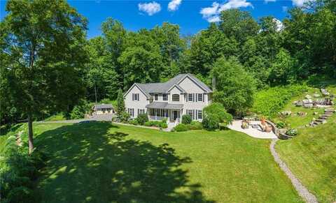 260 White Deer Rocks Road, Woodbury, CT 06798