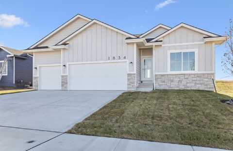 1834 Silver Maple Drive, Norwalk, IA 50211