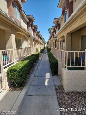 1304 Silver Sierra Street, Las Vegas, NV 89128