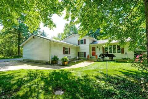6278 State Route 82, Hiram, OH 44234