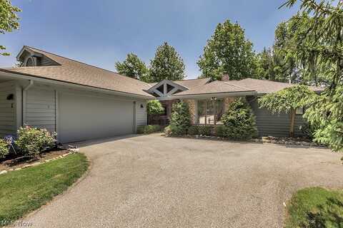 6 Stratford Court, Beachwood, OH 44122