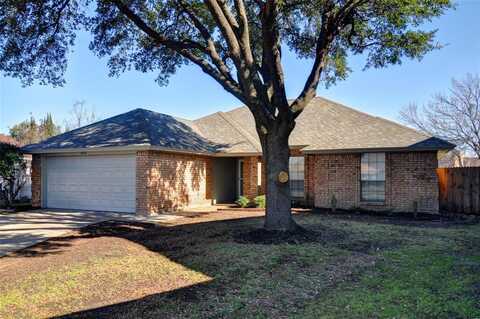 4824 Barberry Drive, Fort Worth, TX 76133