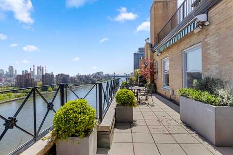 1 East End Avenue, New York, NY 10021