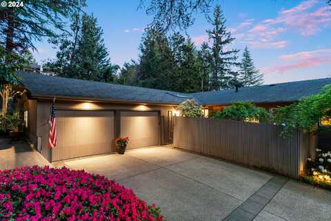 2550 SW SCENIC DR, Portland, OR 97225