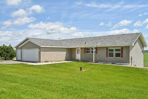 N7920 Gould Hill Road, Blanchardville, WI 53516