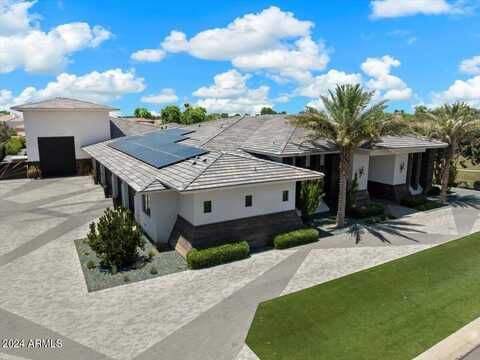 4568 S BANNING Drive, Gilbert, AZ 85297