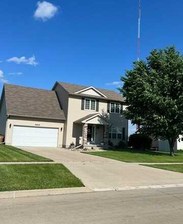 5805 NW 103rd Street, Johnston, IA 50131