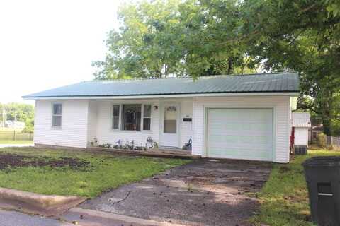 602 West Freeman Street, Bolivar, MO 65613