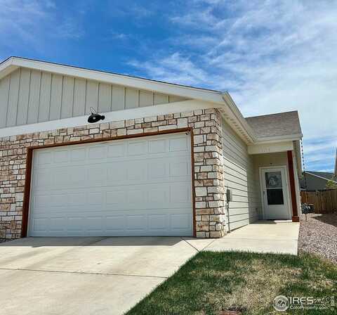 1115 Coyote Ln, Wiggins, CO 80654