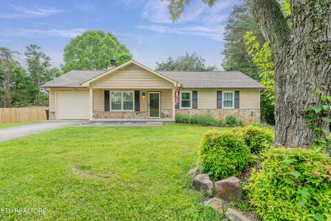 8021 Wilnoty Drive, Knoxville, TN 37931