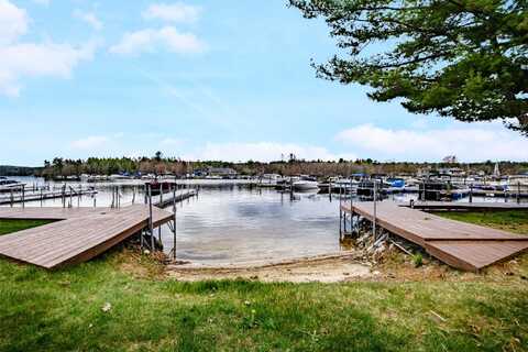 750 Roosevelt Trail, Naples, ME 04055