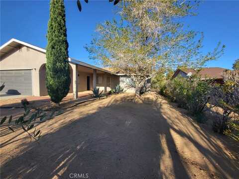 7440 Indio Avenue, Yucca Valley, CA 92284