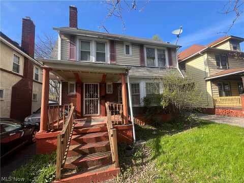 3295 Yorkshire Road, Cleveland Heights, OH 44118