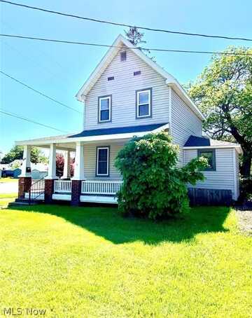 863 Harbor Street, Conneaut, OH 44030