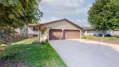 2221 52nd Street NW, Rochester, MN 55901