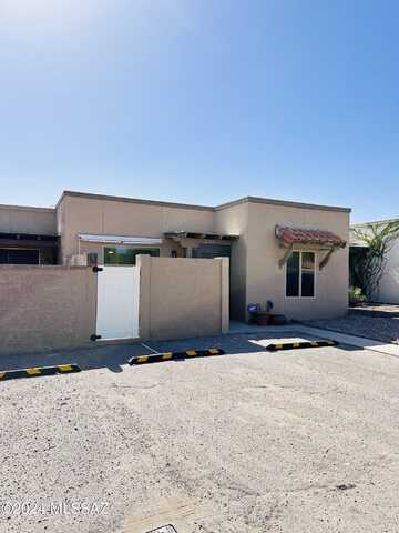 2654 S Oakenshield Way, Tucson, AZ 85730