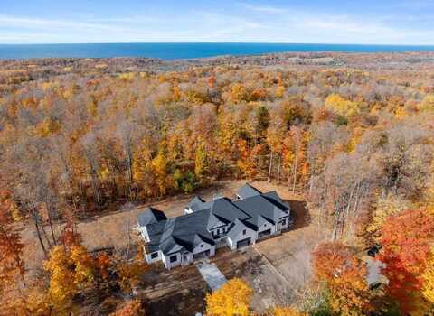 807 FAIRWAYS, HARBOR SPRINGS, MI 49740