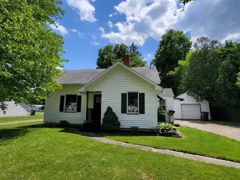 5461 W Rockwell Road, Youngstown, OH 44515