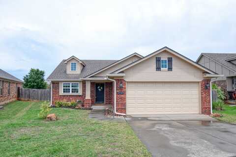 3523 Bergen Peak Drive, Norman, OK 73069