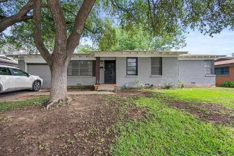 6833 Norma Street, Fort Worth, TX 76112